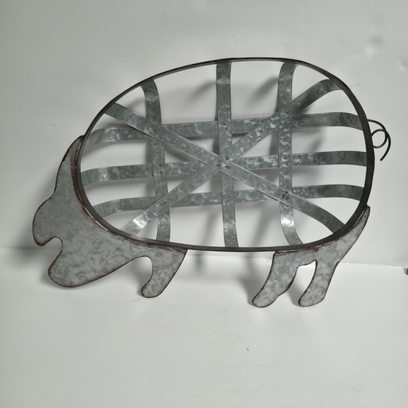 Other - Farmhouse Galvanized Metal Pig Wire Wall Basket Rustic Country Primitive Decor